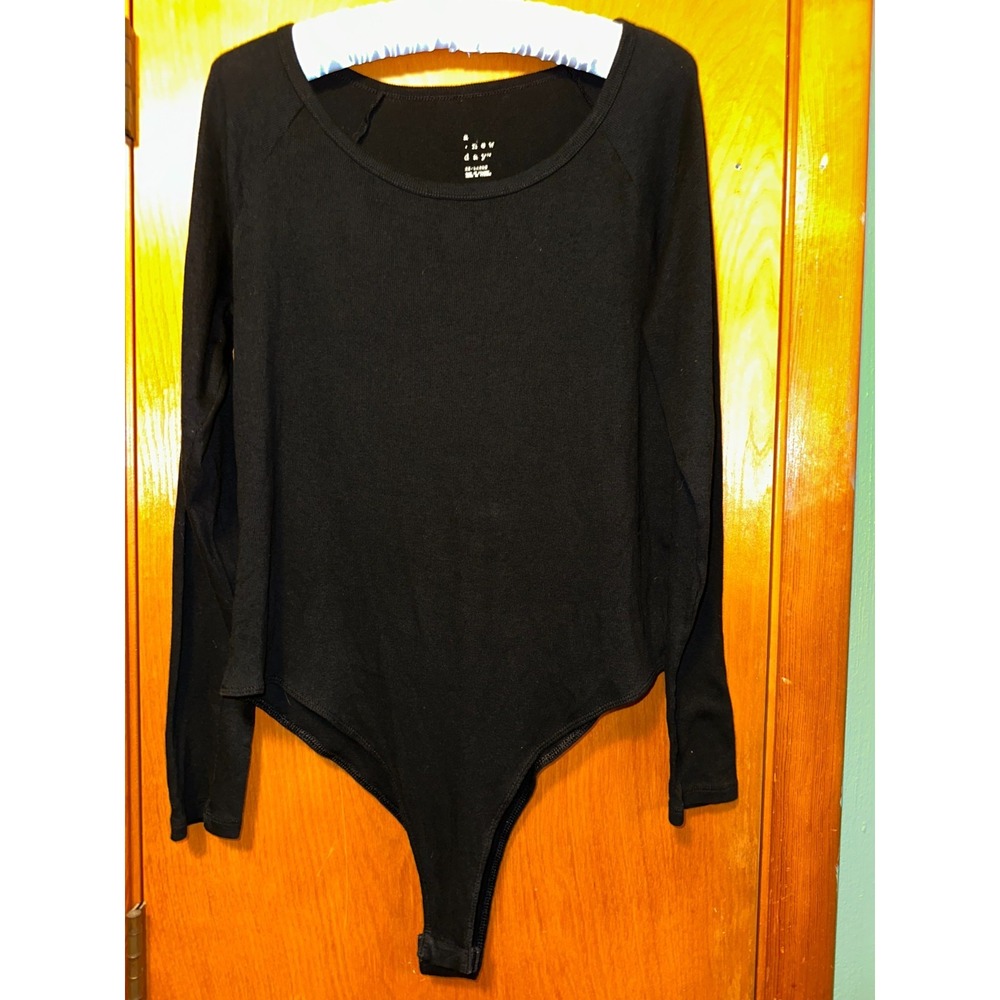 A New Day Women's 2X‎ Black Ribbed Scoop Neck Long Sleeve Snap Closure Body Suit